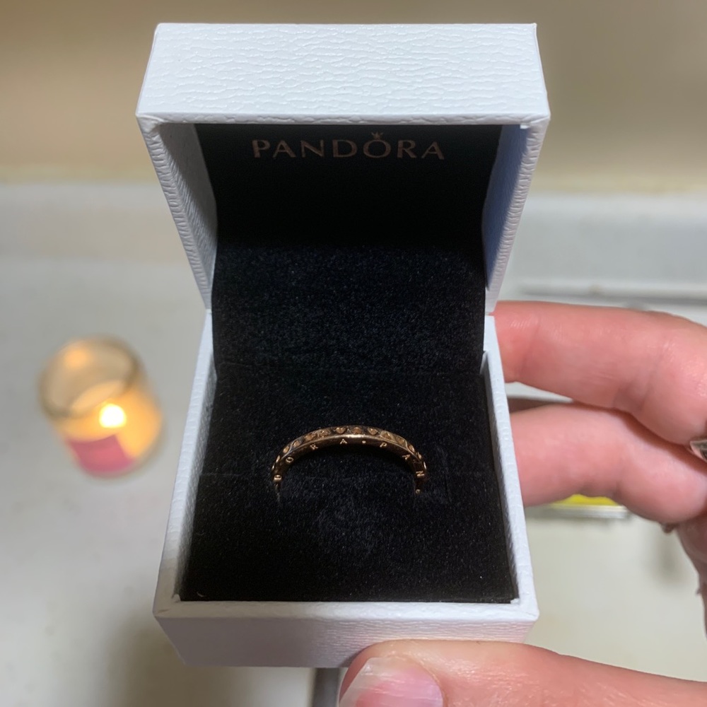 Pandora ring